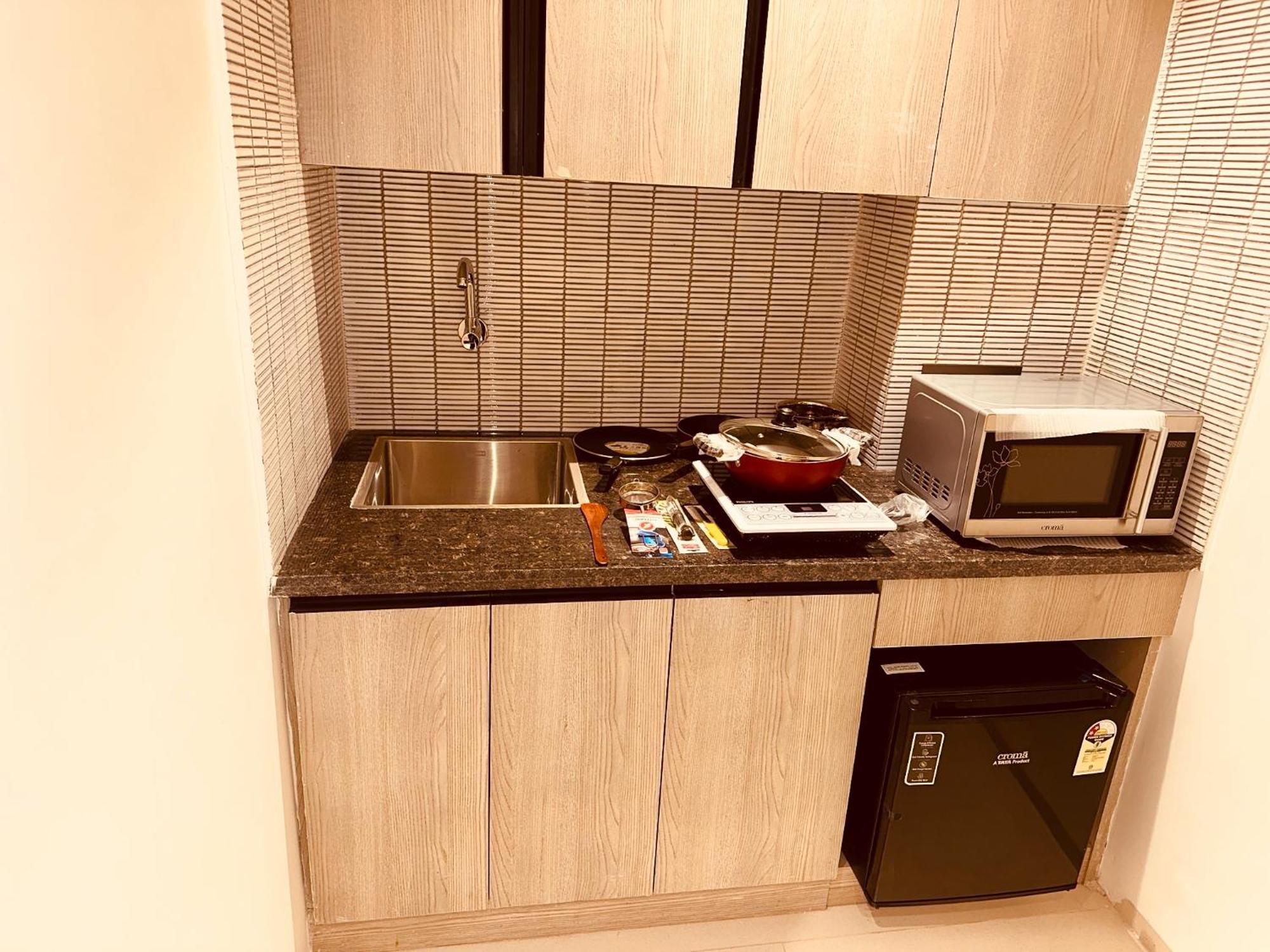 The Lodgers 2 Bhk Serviced Apartment Near Artemis Hospital Sector 57 Gurgaon - Nearest Metro Station Sector 54 Chowk 外观 照片